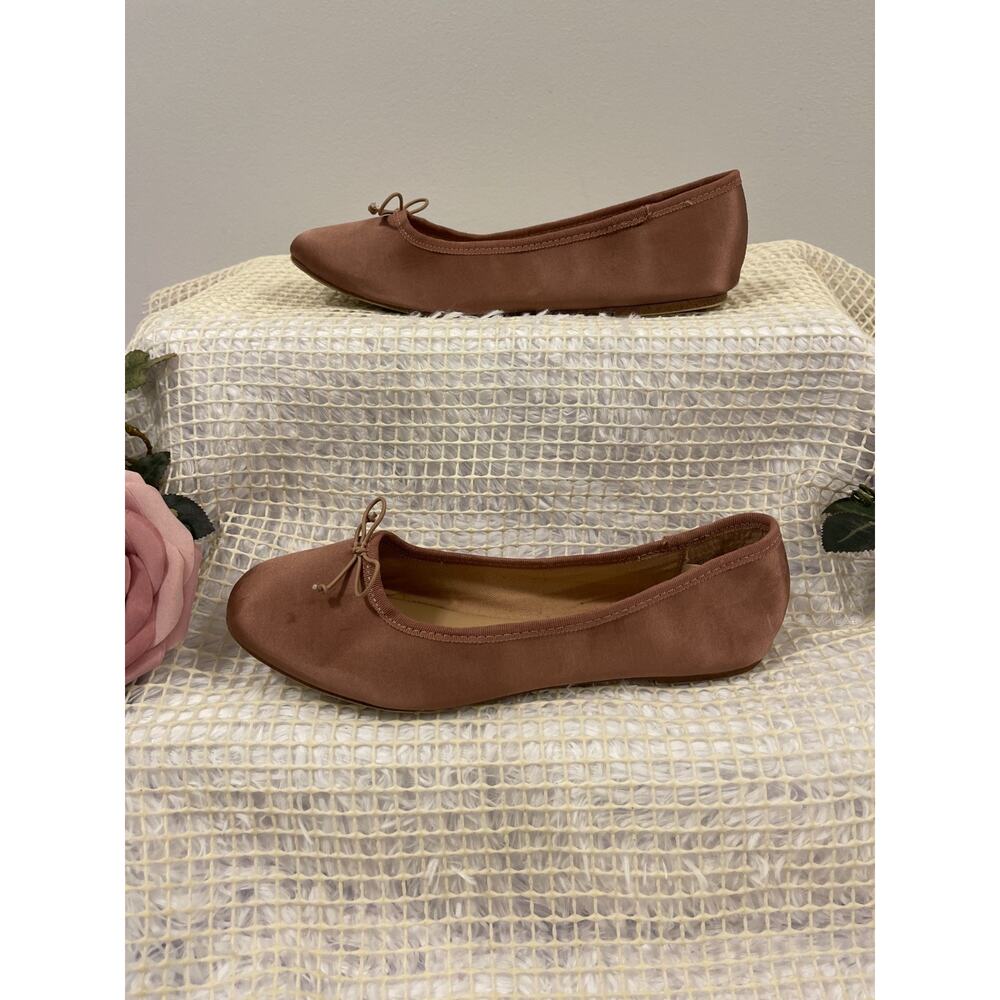 A‎ New Day Ballet Flats Women's Size 7 Pink Satin Round Toe Coquette Minimalist